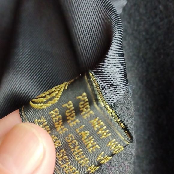 INTERNATIONAL SCENE Vintage  Made In Hungary 100%  Wool Black Trench Coat 9/10 - Picture 11 of 15